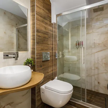 Renaissance Experience Village Vergia