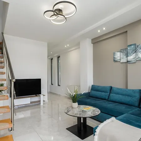 Renaissance Experience Village Vila Vergia