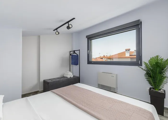 Villa Renaissance Experience Village